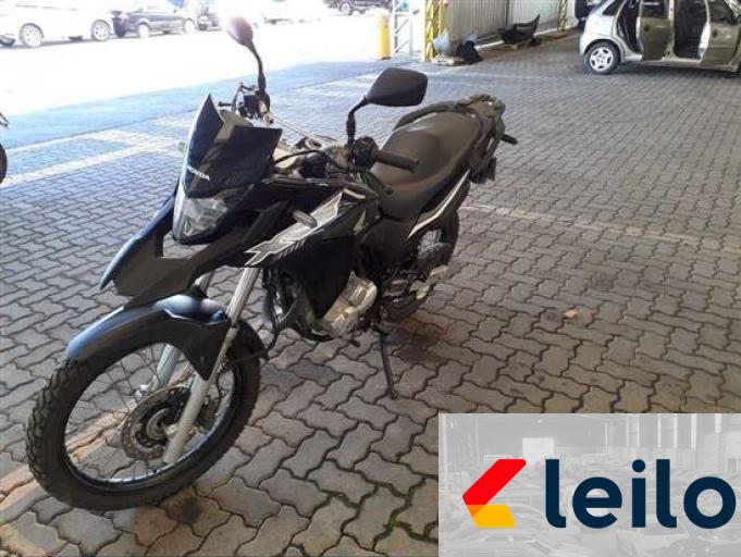 HONDA XRE 300 19/19