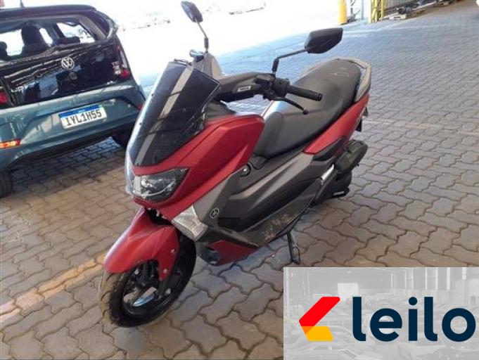 YAMAHA NMAX 18/18