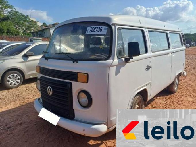 VOLKSWAGEN KOMBI 09/10