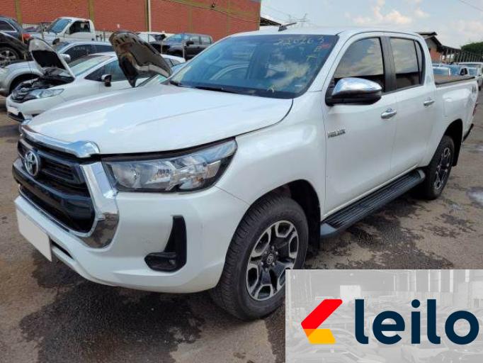 TOYOTA HILUX 20/20