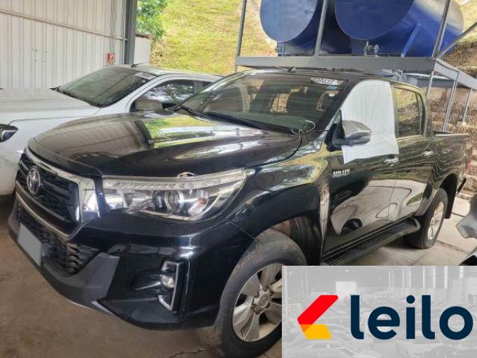 TOYOTA HILUX 20/20