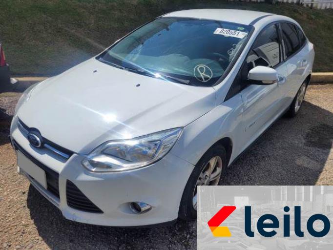 FORD FOCUS SEDAN 15/16