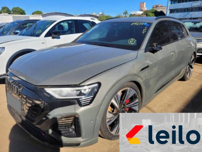 AUDI Q8 E-TRON 23/24