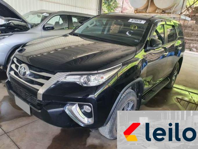 TOYOTA HILUX SW4 19/19